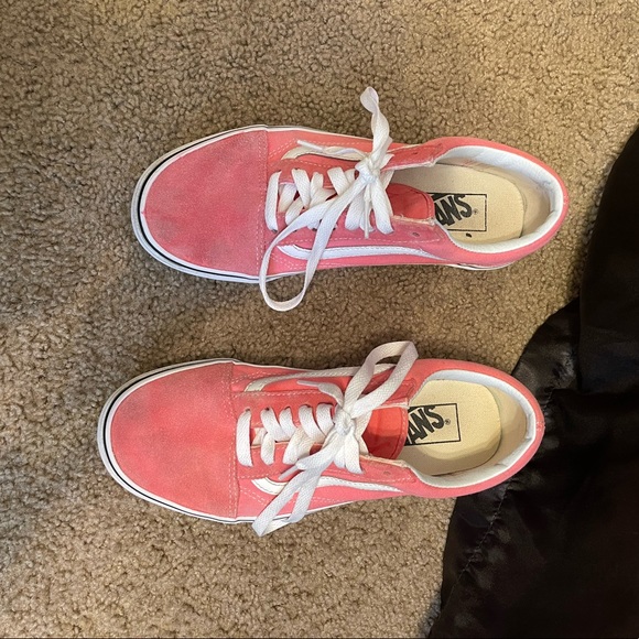 Pink vans! - Picture 3 of 6